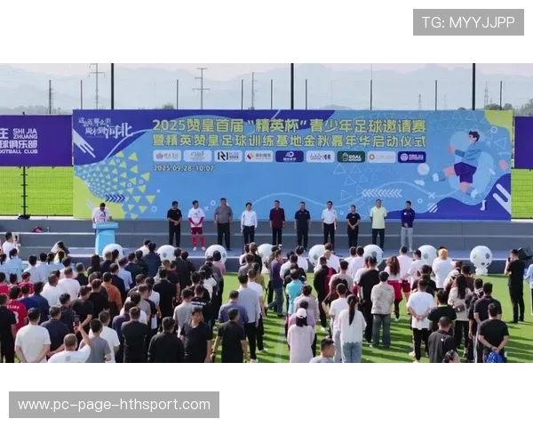 俱乐部青训教练走进乡村推广青少年足球运动,青少年足球训练营简介 俱乐部青训教练走进乡村推广青少年足球运动,青少年足球训练营简介