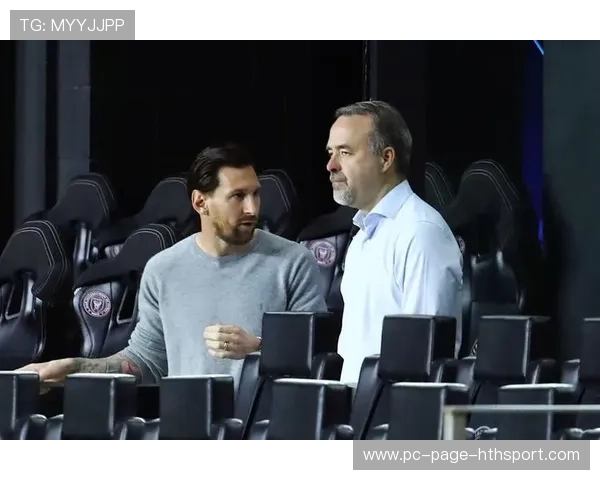 梅西被媒体拍到在街头低头沉思,疑有大事将至 梅西被媒体拍到在街头低头沉思,疑有大事将至