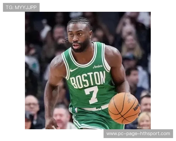 布朗抢断反击得分,绿军确保胜局 布朗抢断反击得分,绿军确保胜局