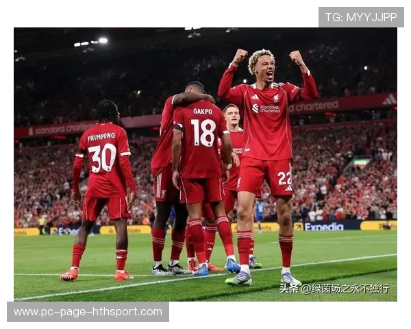 利物浦边路穿插频频造成危险局面 利物浦边路穿插频频造成危险局面