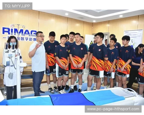 冠军球队球员参与运动康复志愿服务传递关爱理念，篮球运动员康复训练